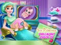 遊戲Ice Princess Pregnant Check Up